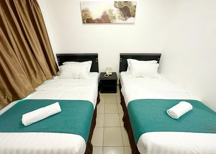 Hotel Tourist City Centre By Hotspot Essential