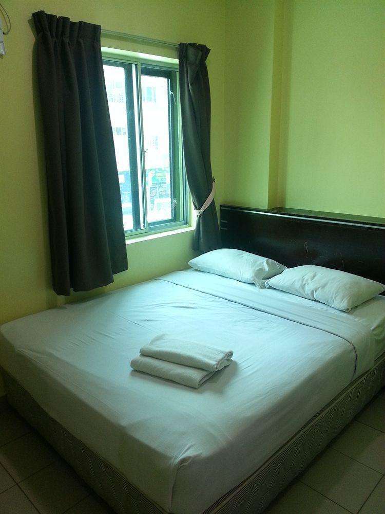 Tourist Centre By Hotspot Essential Hotel Kota Kinabalu