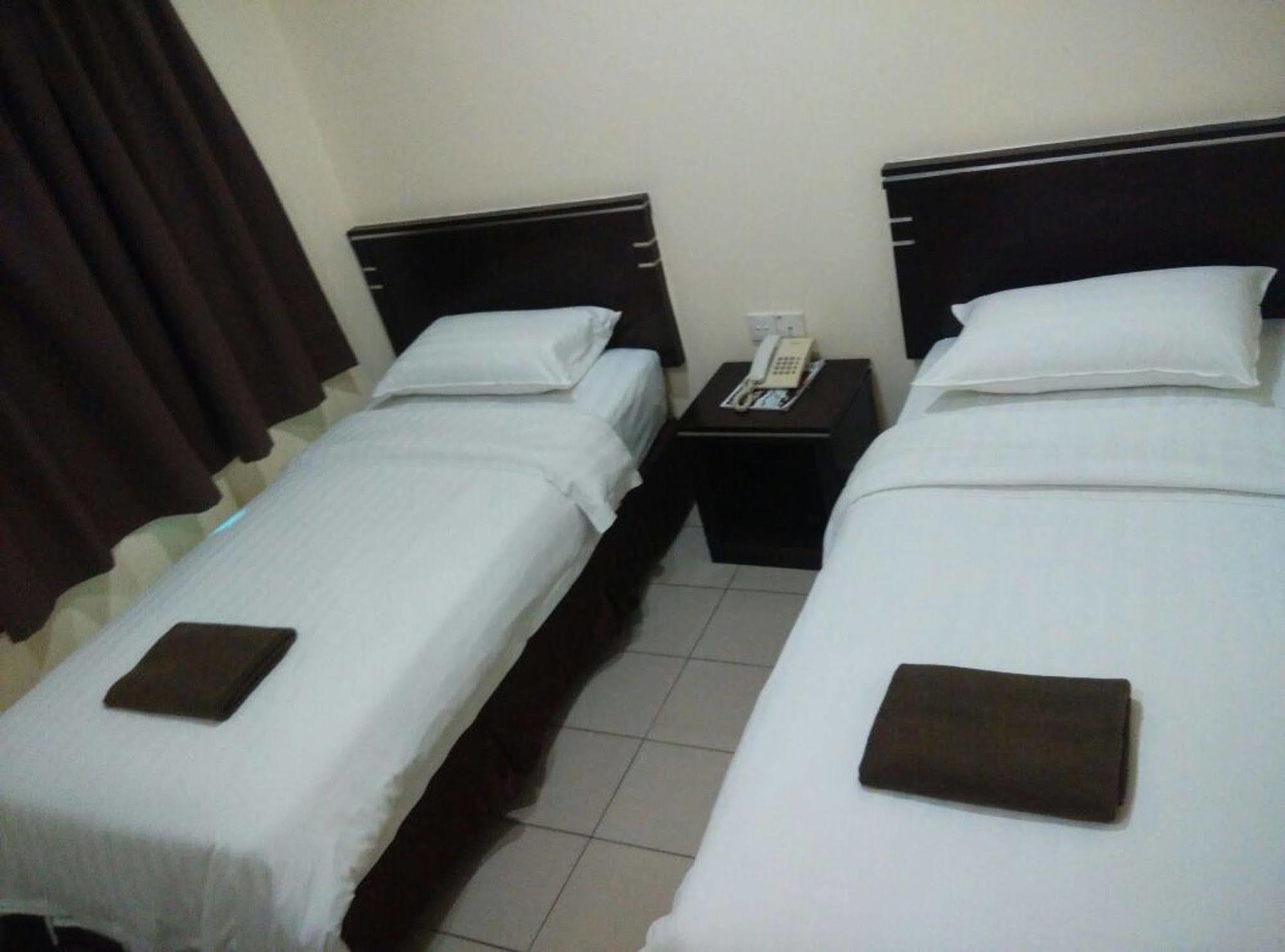 Tourist Centre By Hotspot Essential Hotel